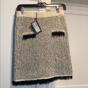 Love Moschino skirt size 40 NWT